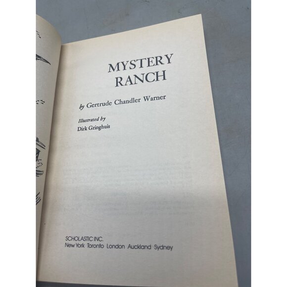 the boxer children paperback book #4 Mystery Ranch 1986 English by Warner READ - Picture 6 of 7